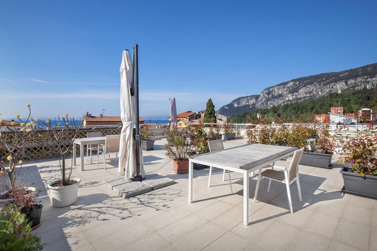 La Rocca Suite Гарда Экстерьер фото